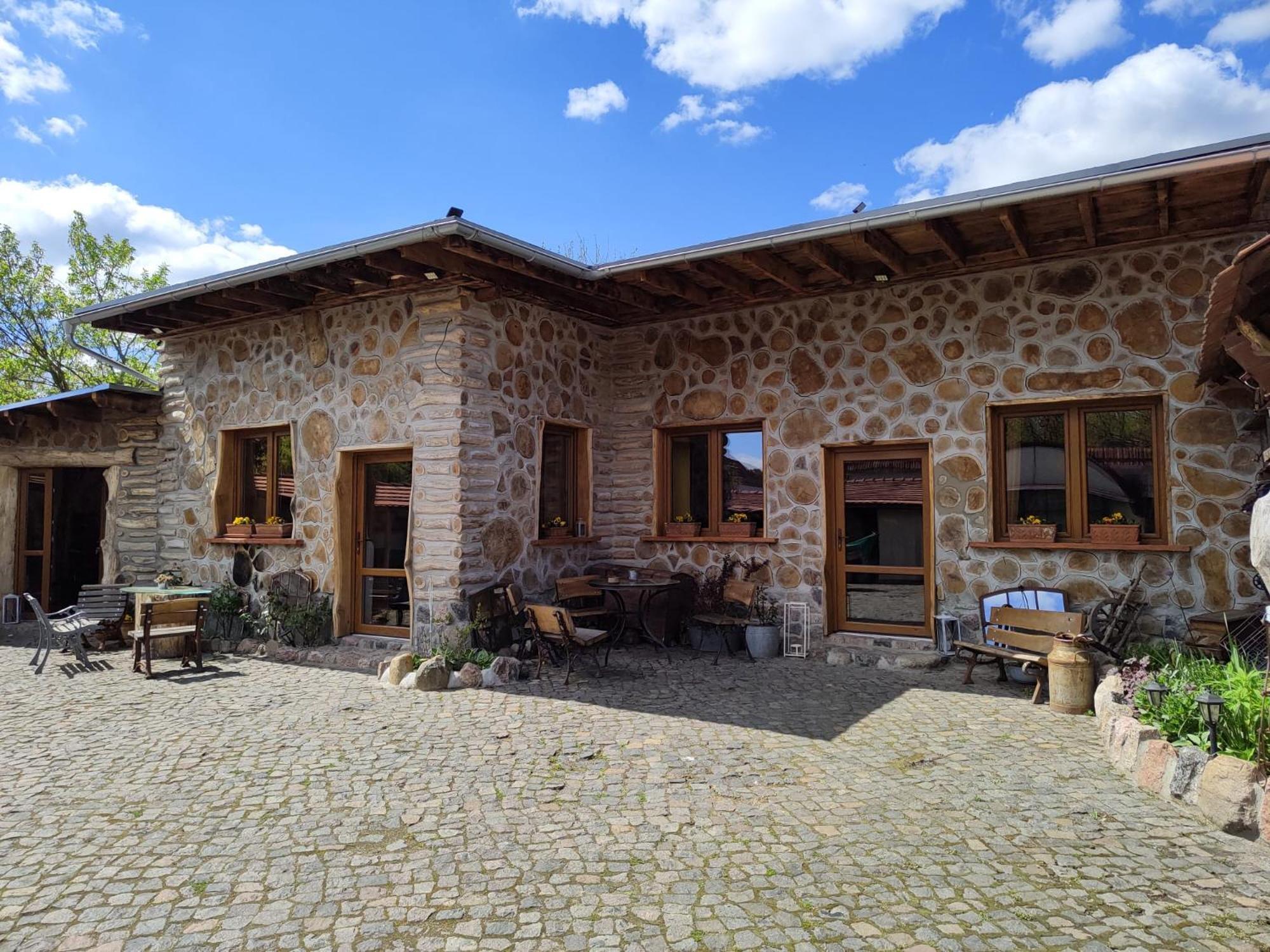 Pokoje Goscinne Skalnik - Agroturystyka Kostrzyn nad Odra Esterno foto